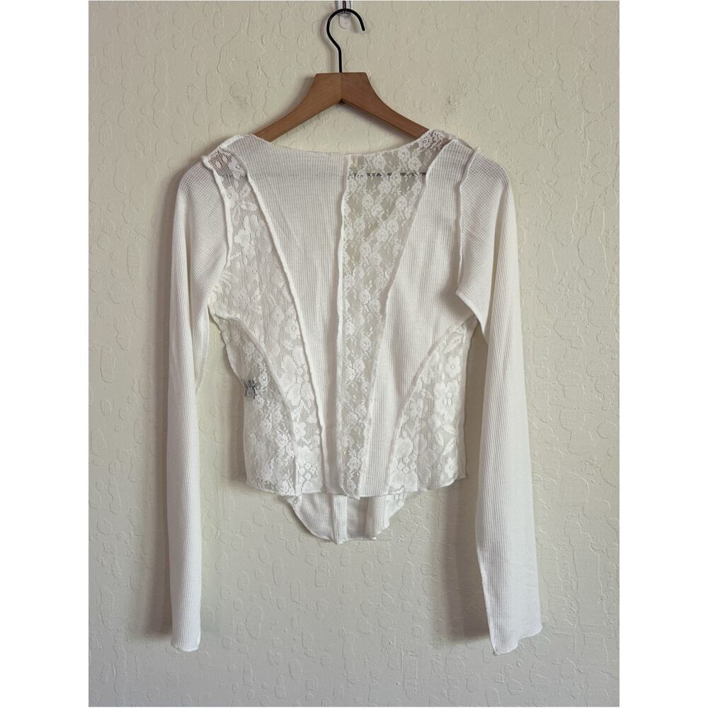 POL Isabella Waffle Thermal Raw Seam Sheer Lace Long Sleeve Top Small White Boho - Picture 12 of 12